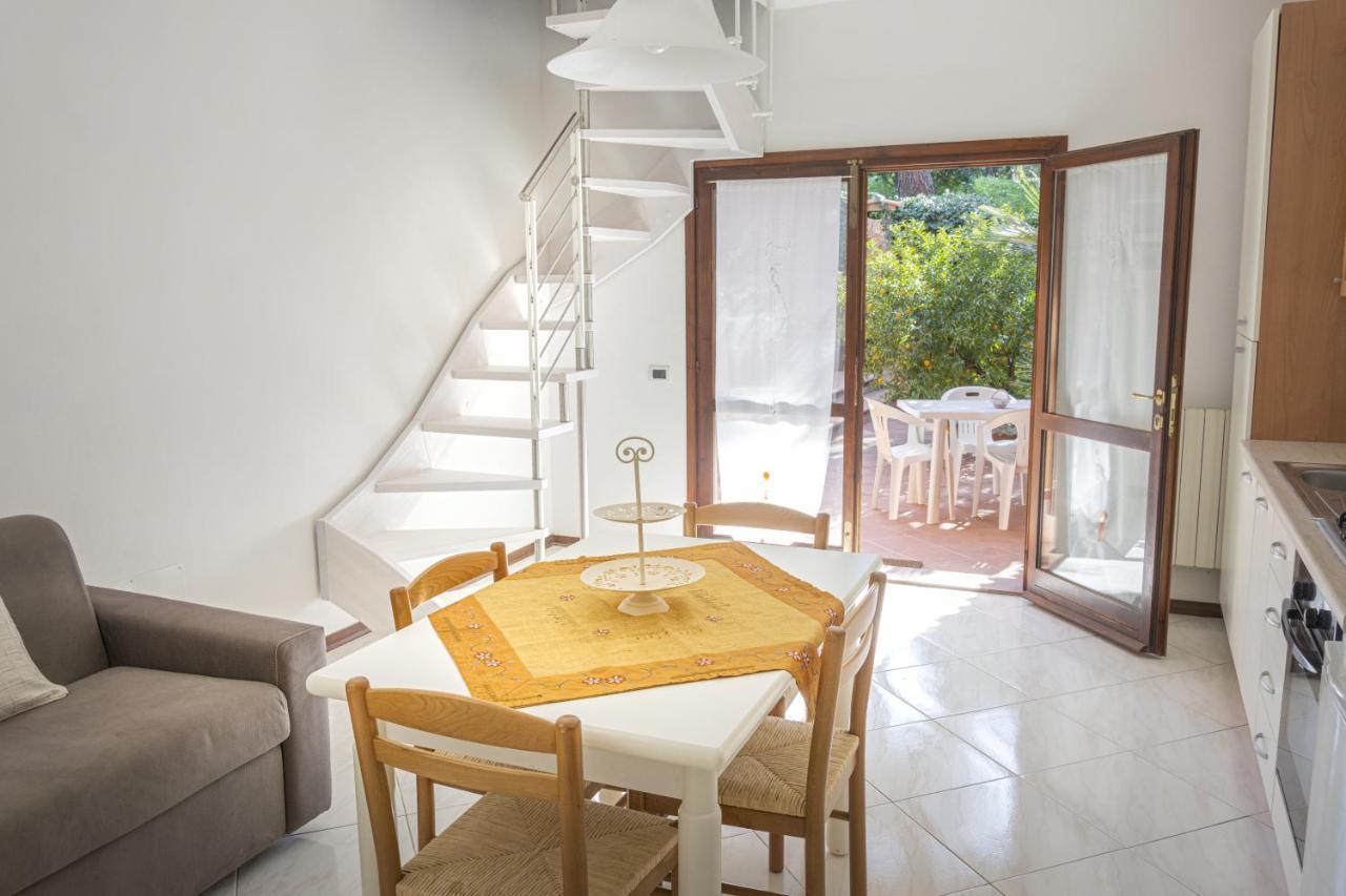 Appartamenti La Casina Porto Azzurro Dış mekan fotoğraf